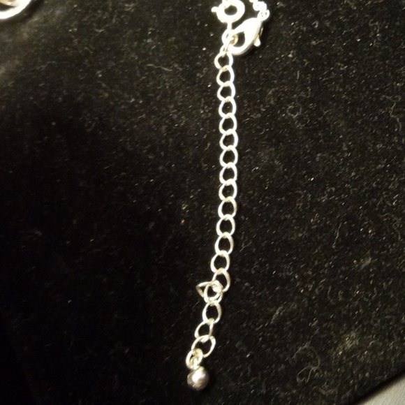 Infinity knot with diamonds pearl in center, Silver toned necklace - Picture 6 of 6